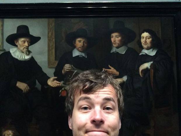 selfie with dutch masters painting